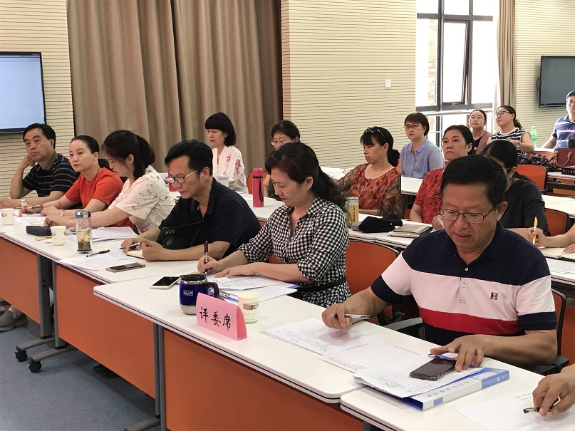 评委.jpg 评委.jpg